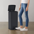 vidaXL Kosz na śmieci z pedałem, bezdotykowy, 30 L, czarny, stal