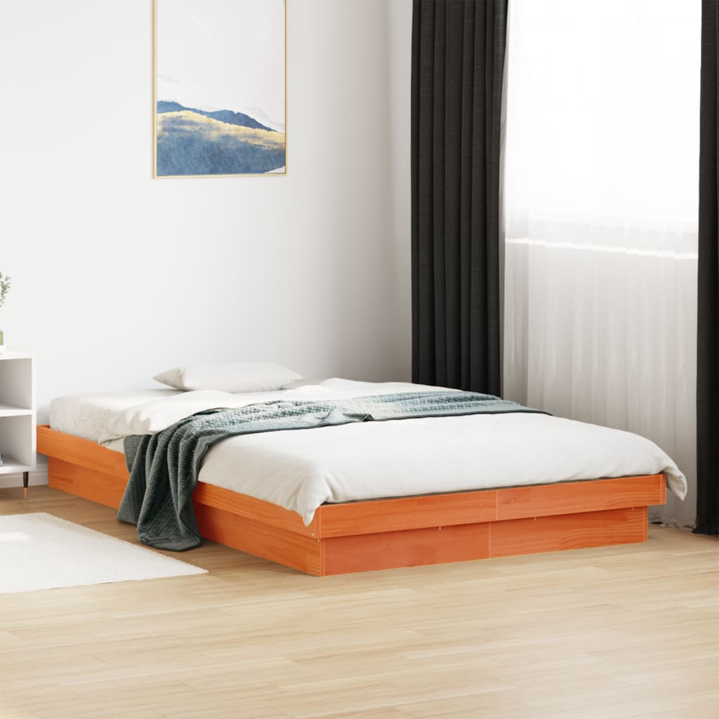 vidaXL Rama łóżka z LED, woskowy brąz, 140x190 cm, lite drewno sosnowe
